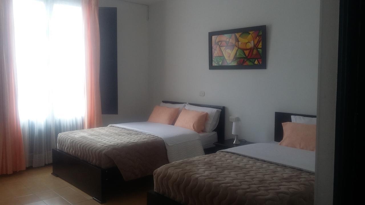 פופאיין Hotel San Cristobal מראה חיצוני תמונה